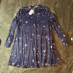 Women’s Starry Night Long Sleeve Dress